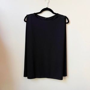 NWOT Uniqlo Sleeveless Blouse